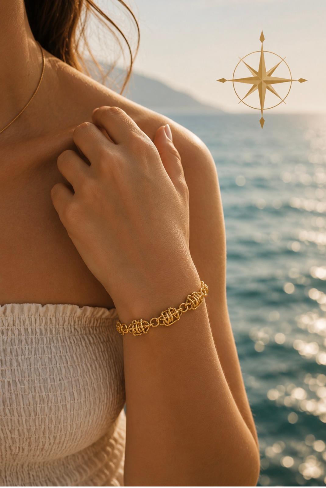 Gold Twisted Link Statement Bracelet | Selah Luxe